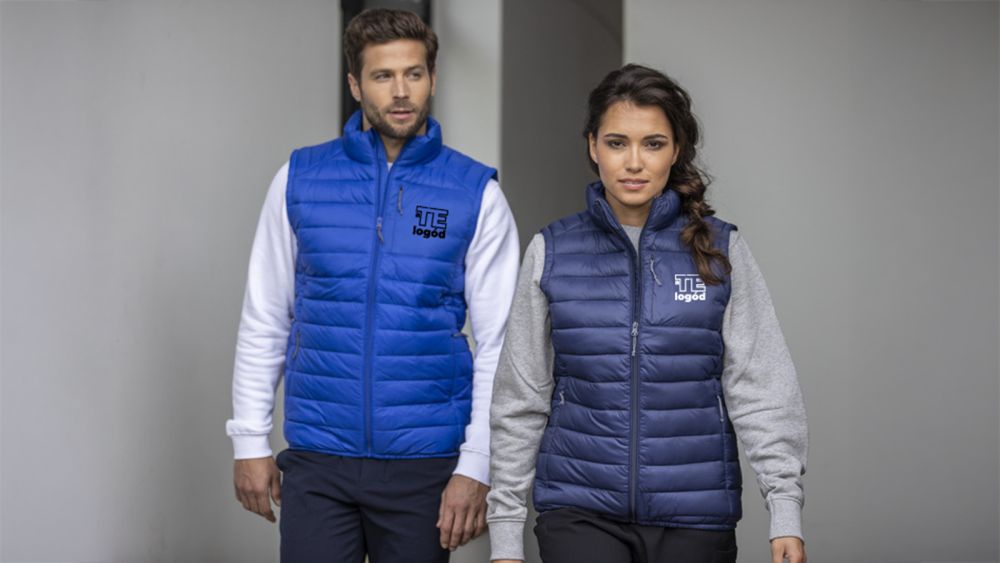 log�zott munkaruha rakt�ri dolgoz�knak